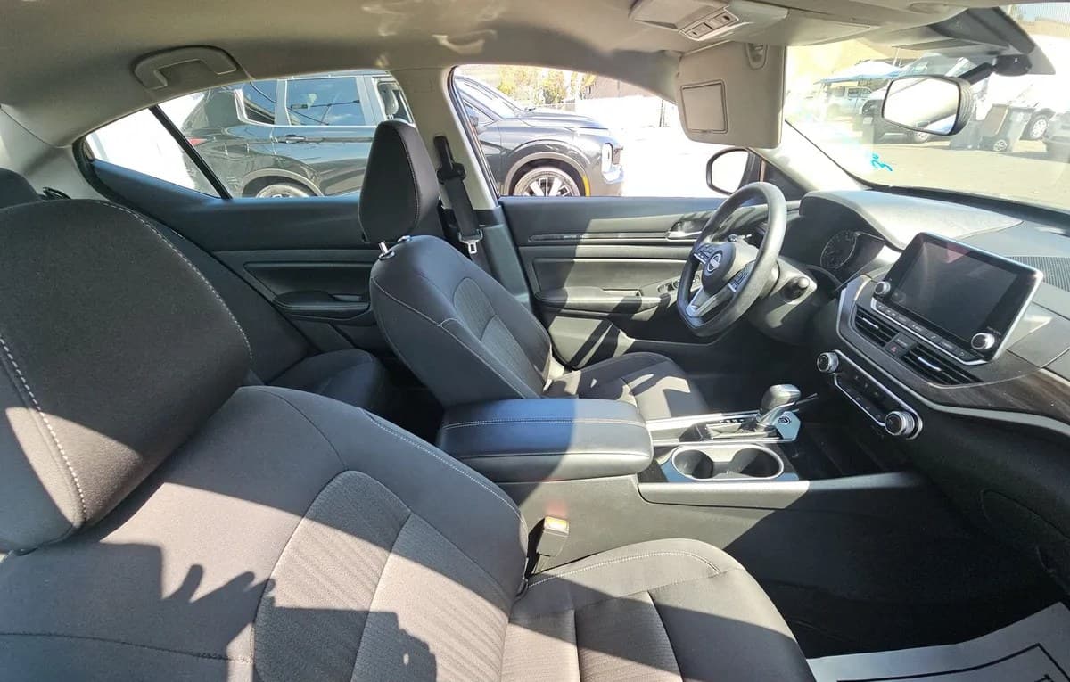 2024 NISSAN ALTIMA 2.5 SV 5