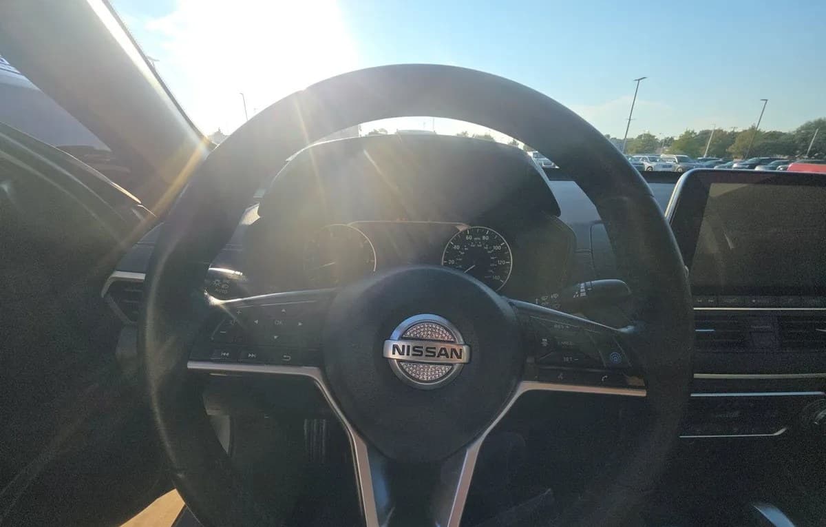 2019 NISSAN ALTIMA SV 7