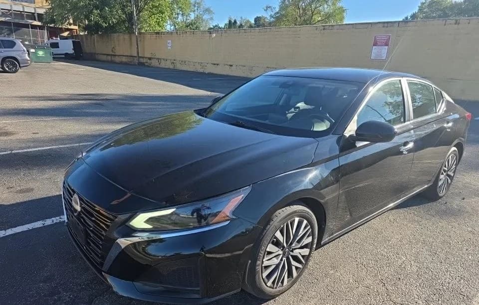 2023 NISSAN ALTIMA SV 1