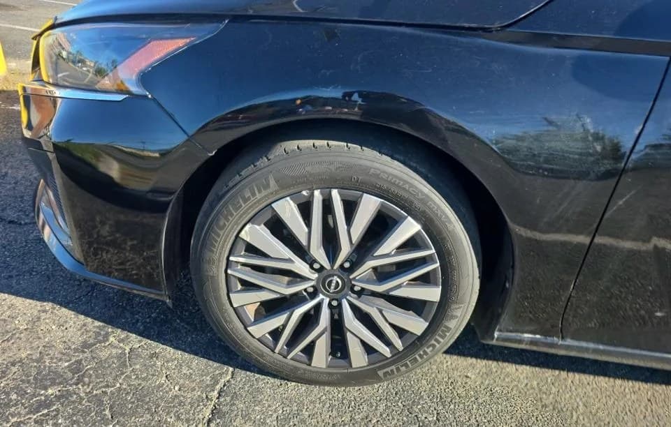 2023 NISSAN ALTIMA SV 5