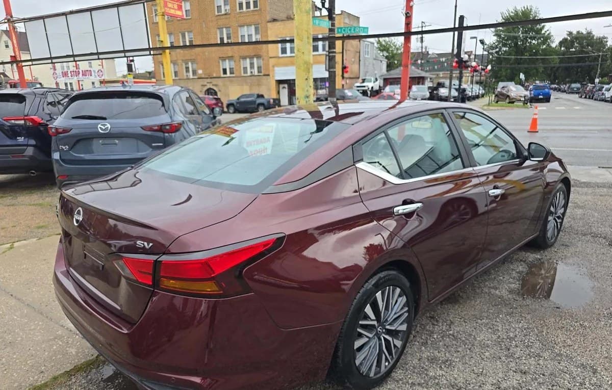 2025 NISSAN ALTIMA SV 4