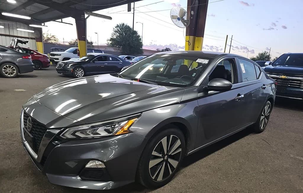 2022 NISSAN ALTIMA SV
