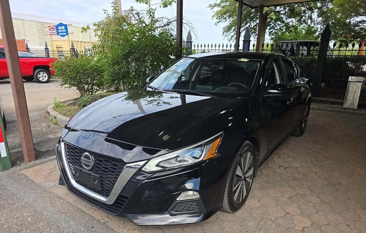 2022 NISSAN ALTIMA SV 2