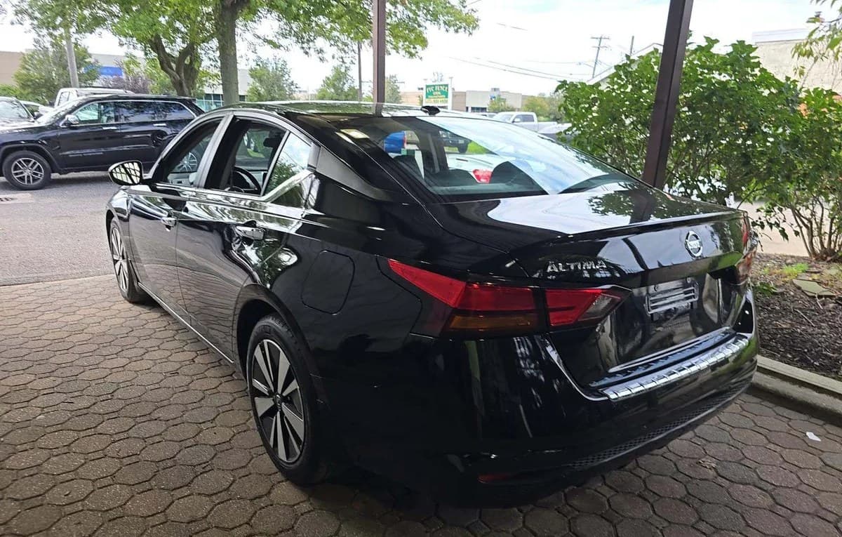 2022 NISSAN ALTIMA SV 3