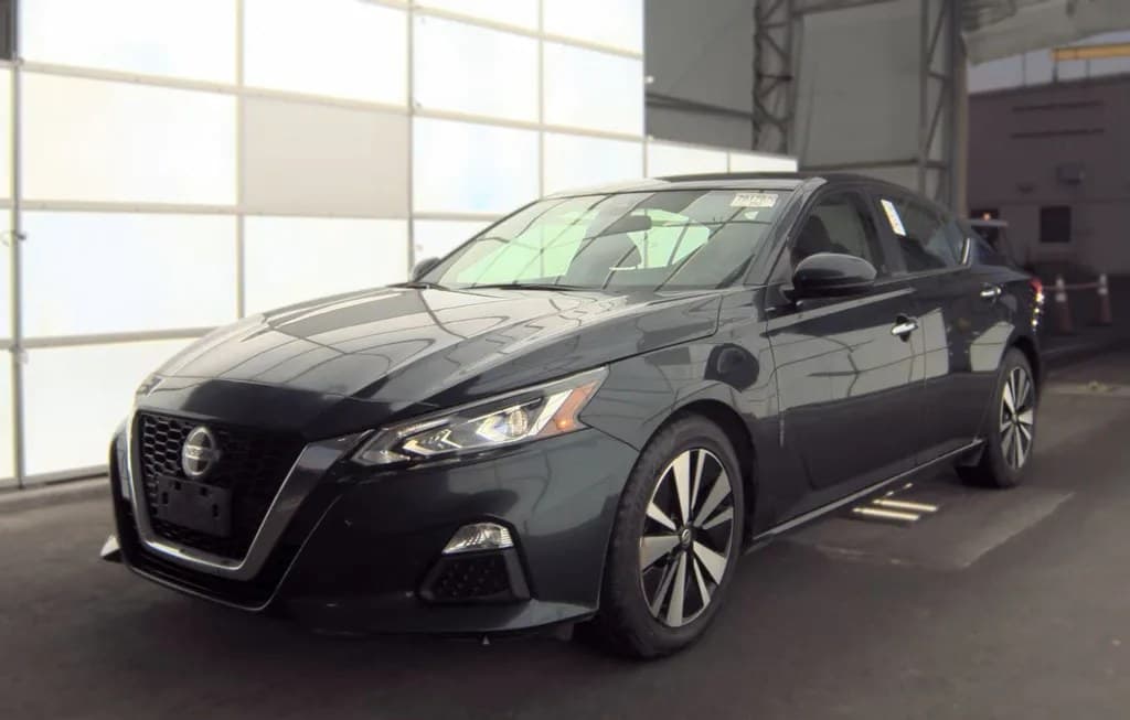 2022 NISSAN ALTIMA SV