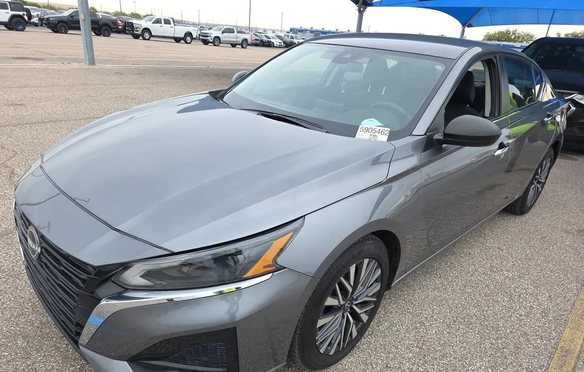 2024 NISSAN ALTIMA 2.5 SV 2