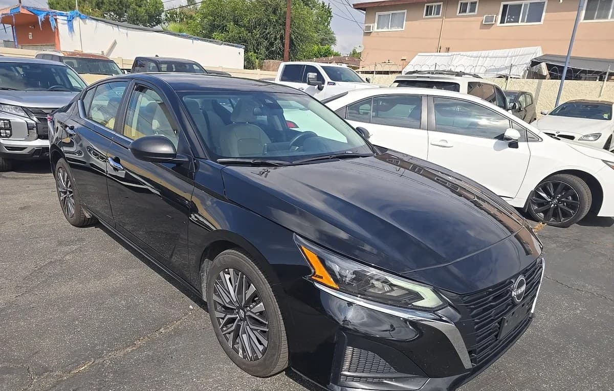 2025 NISSAN ALTIMA SV 4