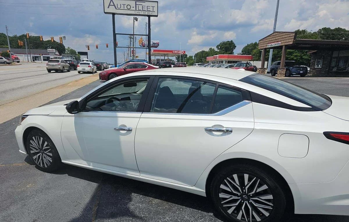 2024 NISSAN ALTIMA 2.5 SV 3
