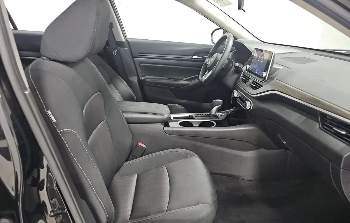 2024 NISSAN ALTIMA SV 5