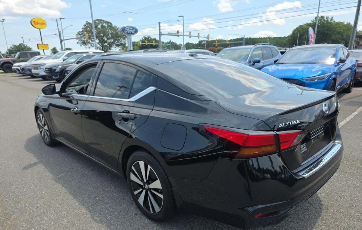 2021 NISSAN ALTIMA 2.5 SL 3