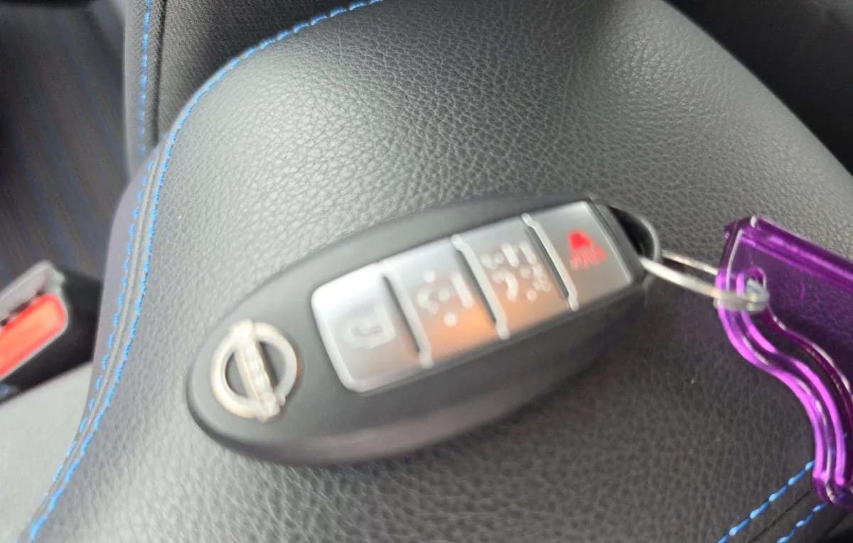 2025 NISSAN LEAF SV PLUS 5