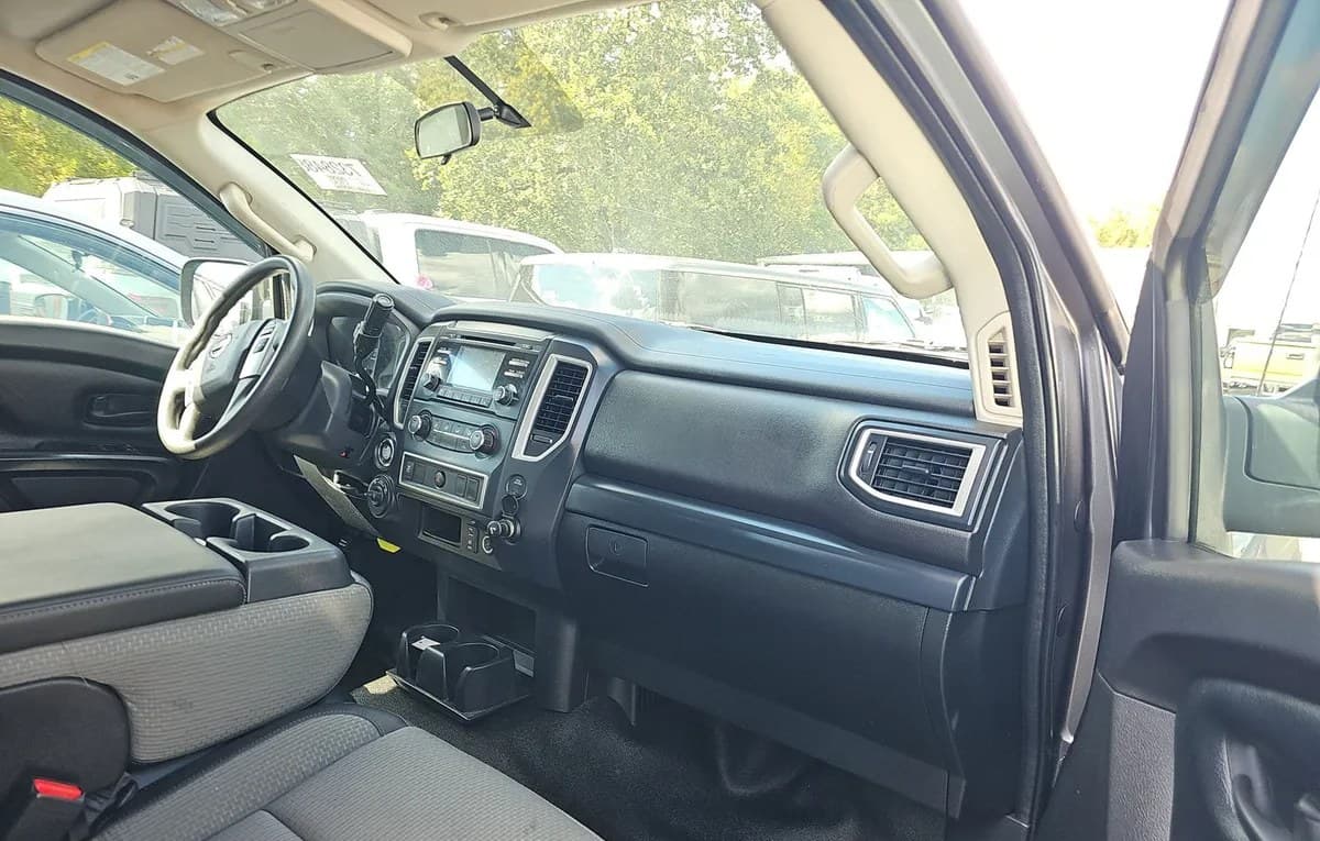 2017 NISSAN TITAN S EXTENDED CAB MEDIUM BED 5
