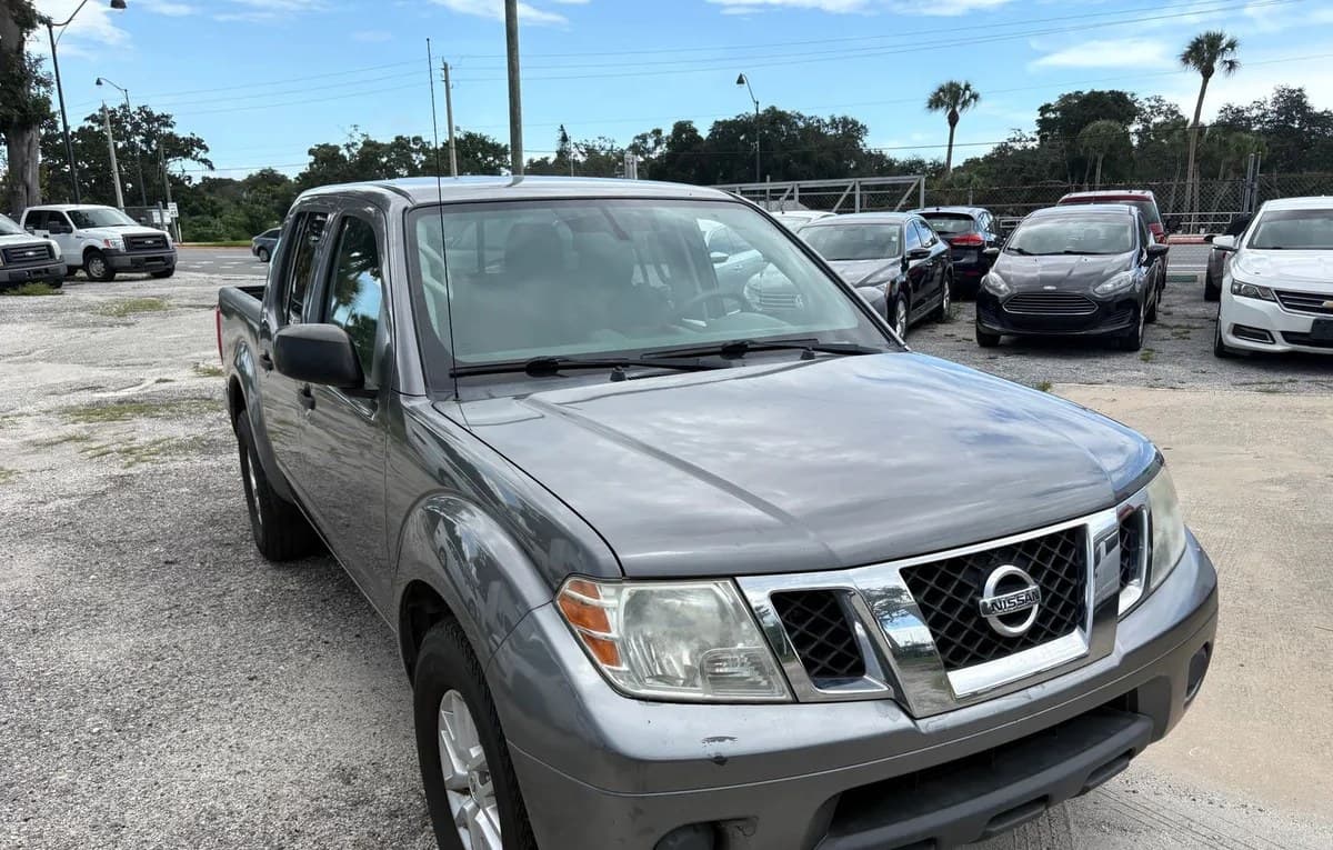 2019 NISSAN FRONTIER SV CREW CAB MEDIUM BED 3