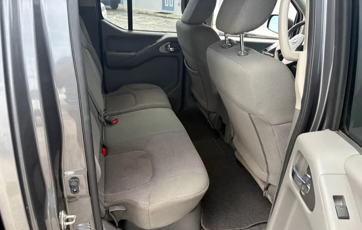 2019 NISSAN FRONTIER SV CREW CAB MEDIUM BED 5