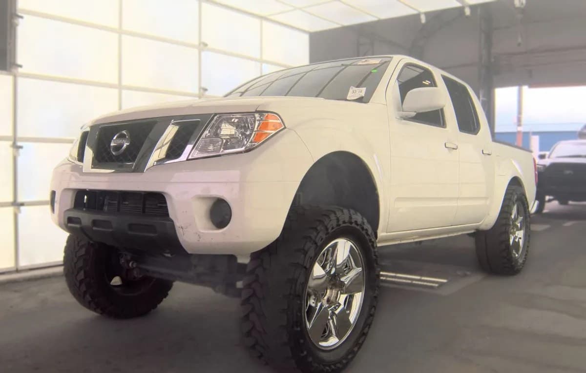 2019 NISSAN FRONTIER SV CREW CAB MEDIUM BED 2