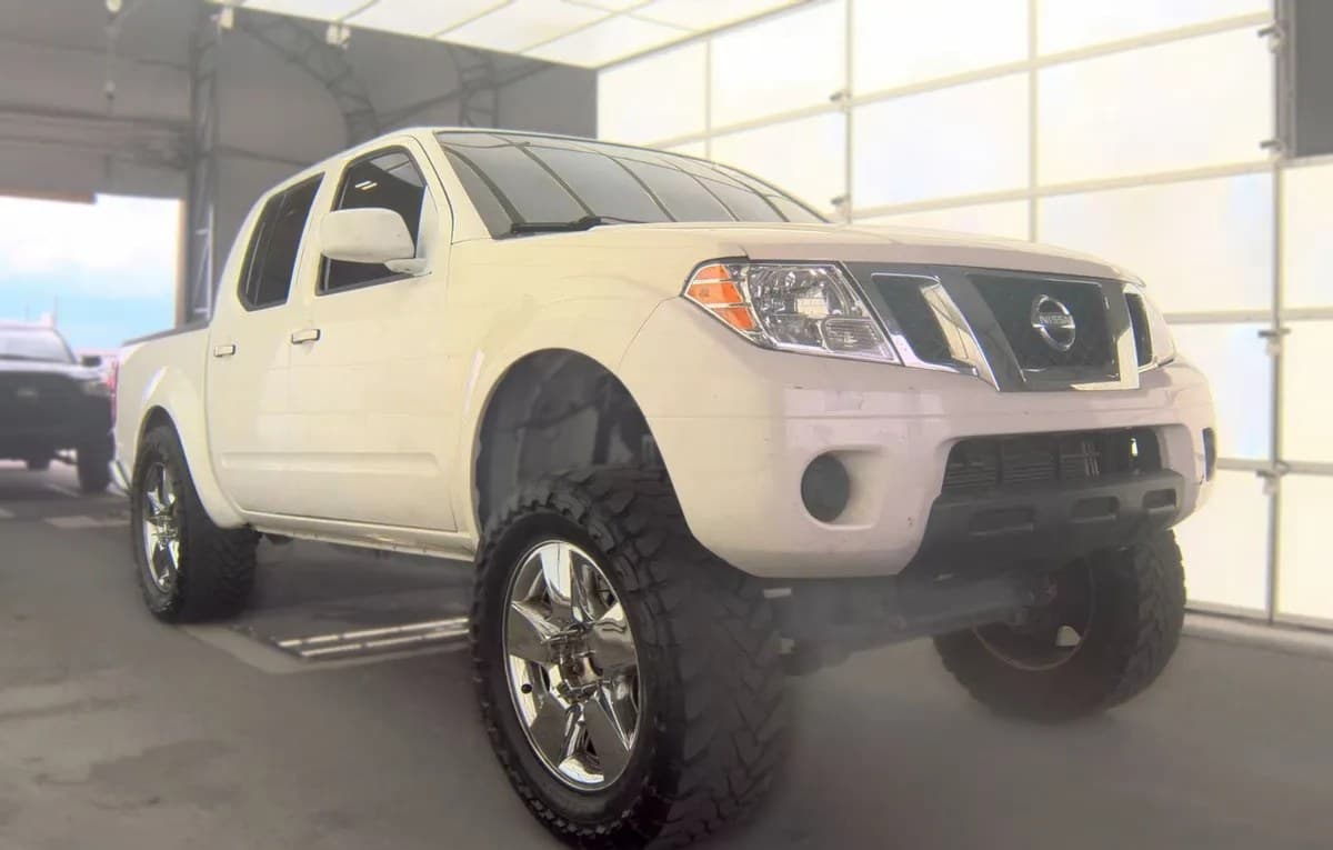 2019 NISSAN FRONTIER SV CREW CAB MEDIUM BED 4