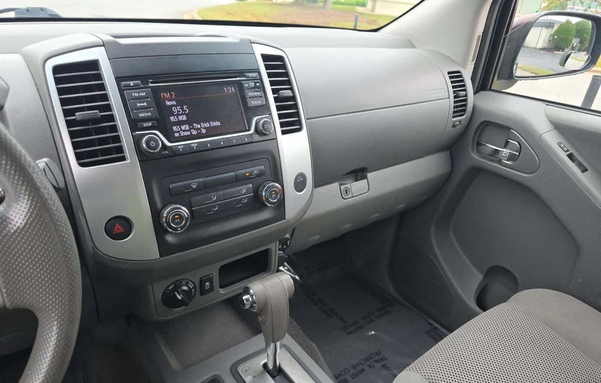 2017 NISSAN FRONTIER SV CREW CAB MEDIUM BED 7