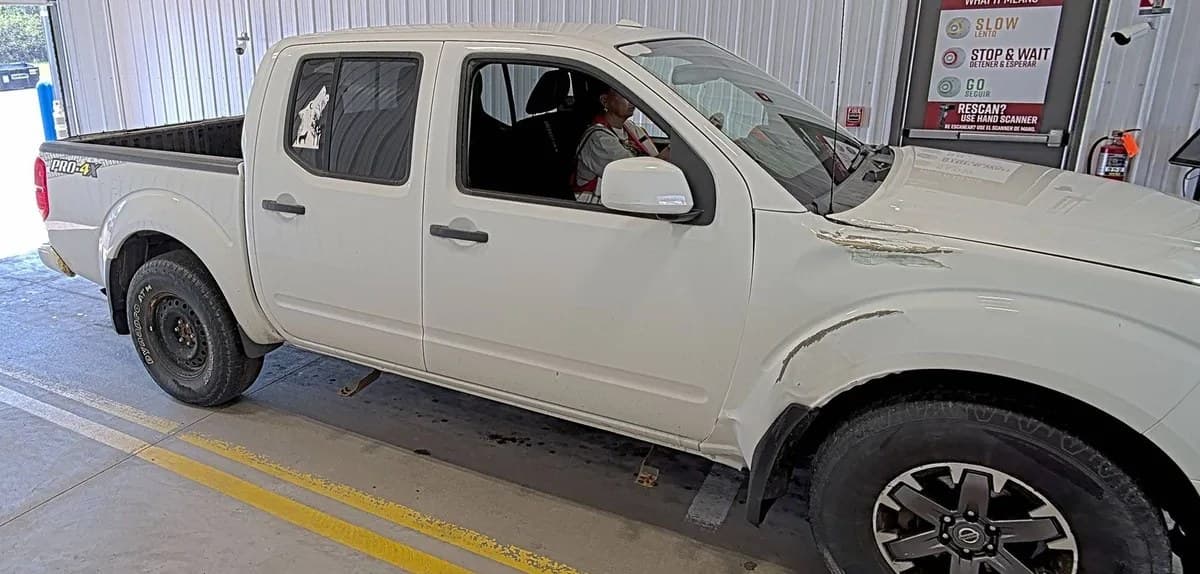 2018 NISSAN FRONTIER PRO-4X CREW CAB MEDIUM BED 4