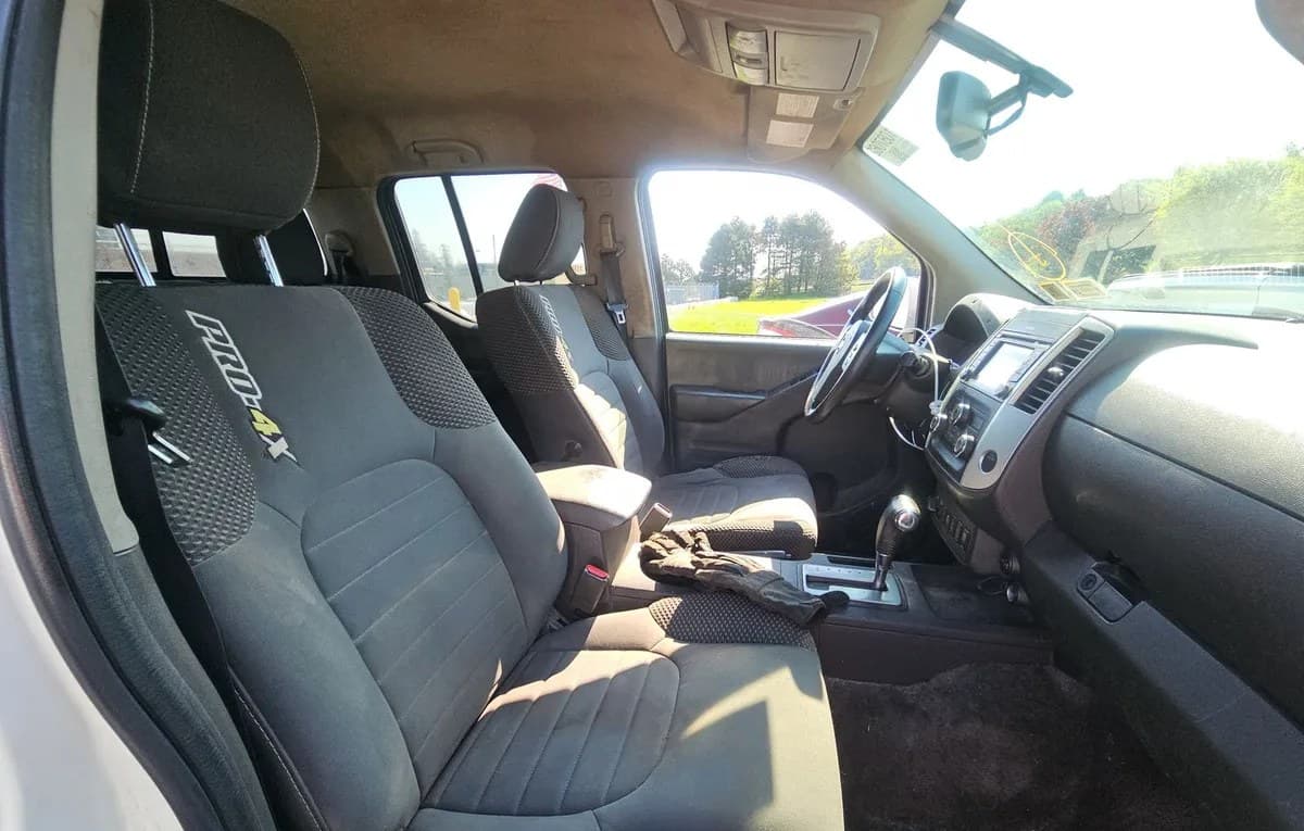 2018 NISSAN FRONTIER PRO-4X CREW CAB MEDIUM BED 5