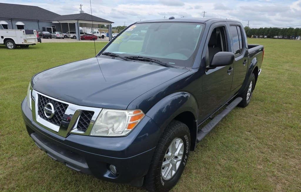 2017 NISSAN FRONTIER SV CREW CAB MEDIUM BED 1