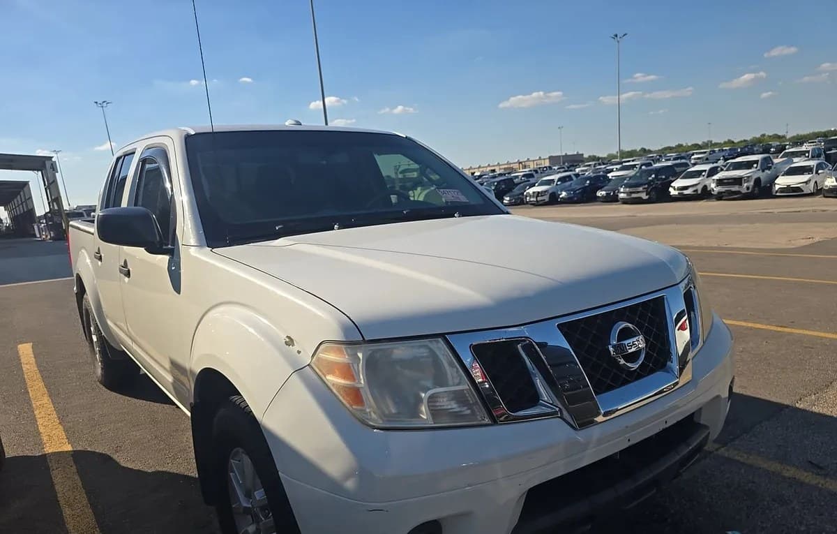 2017 NISSAN FRONTIER SV CREW CAB MEDIUM BED 4