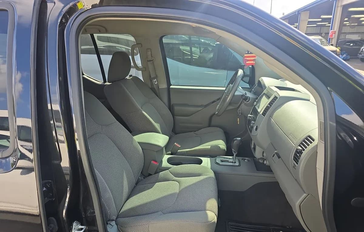 2021 NISSAN FRONTIER SV CREW CAB MEDIUM BED 5
