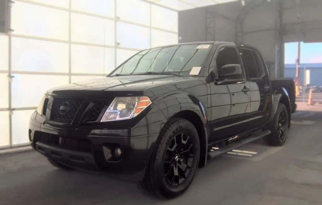 2021 NISSAN FRONTIER SV CREW CAB MEDIUM BED 1