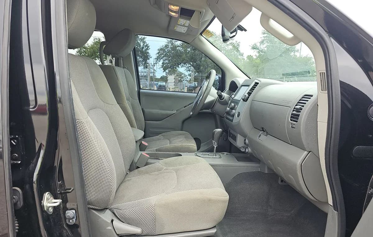 2021 NISSAN FRONTIER SV CREW CAB MEDIUM BED 5
