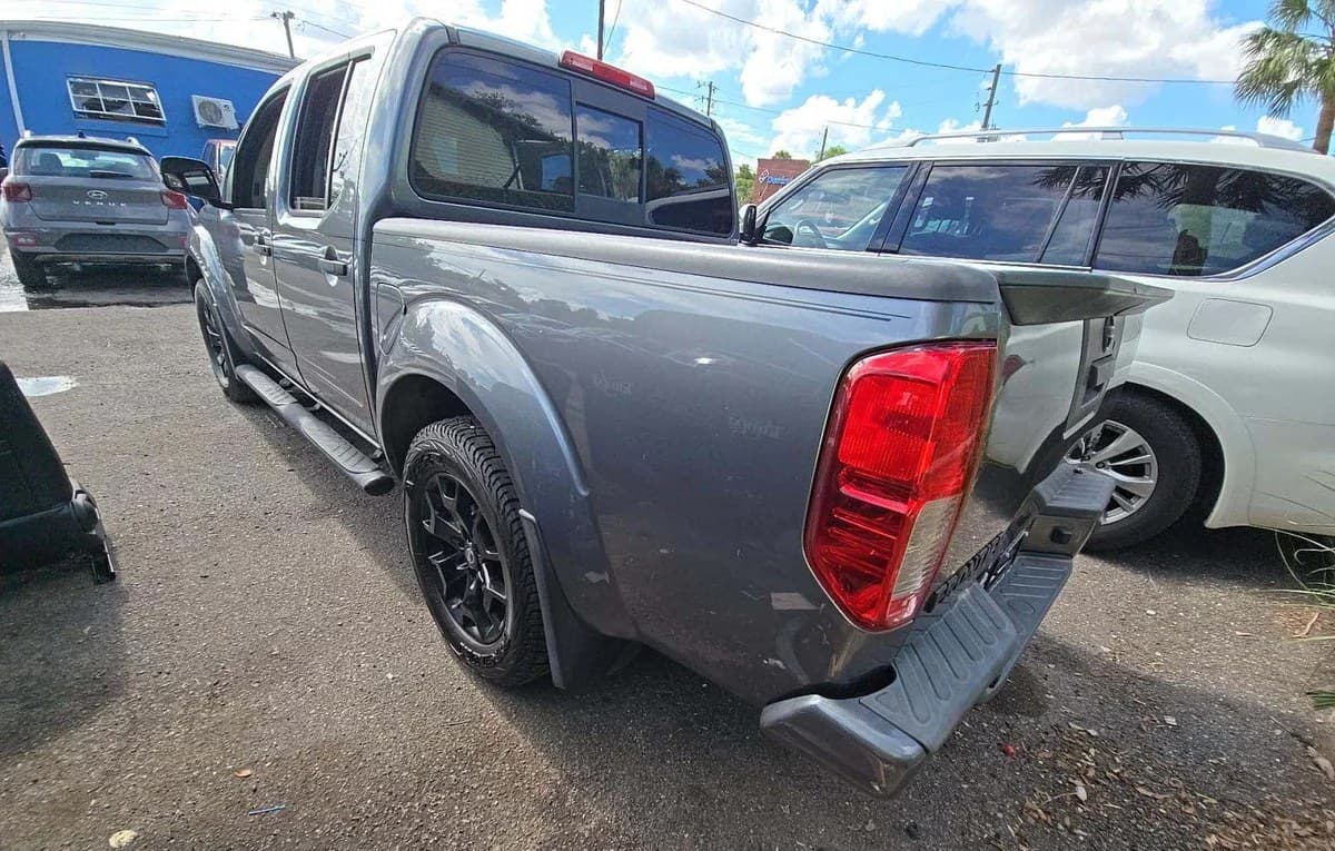 2020 NISSAN FRONTIER SV CREW CAB MEDIUM BED 3