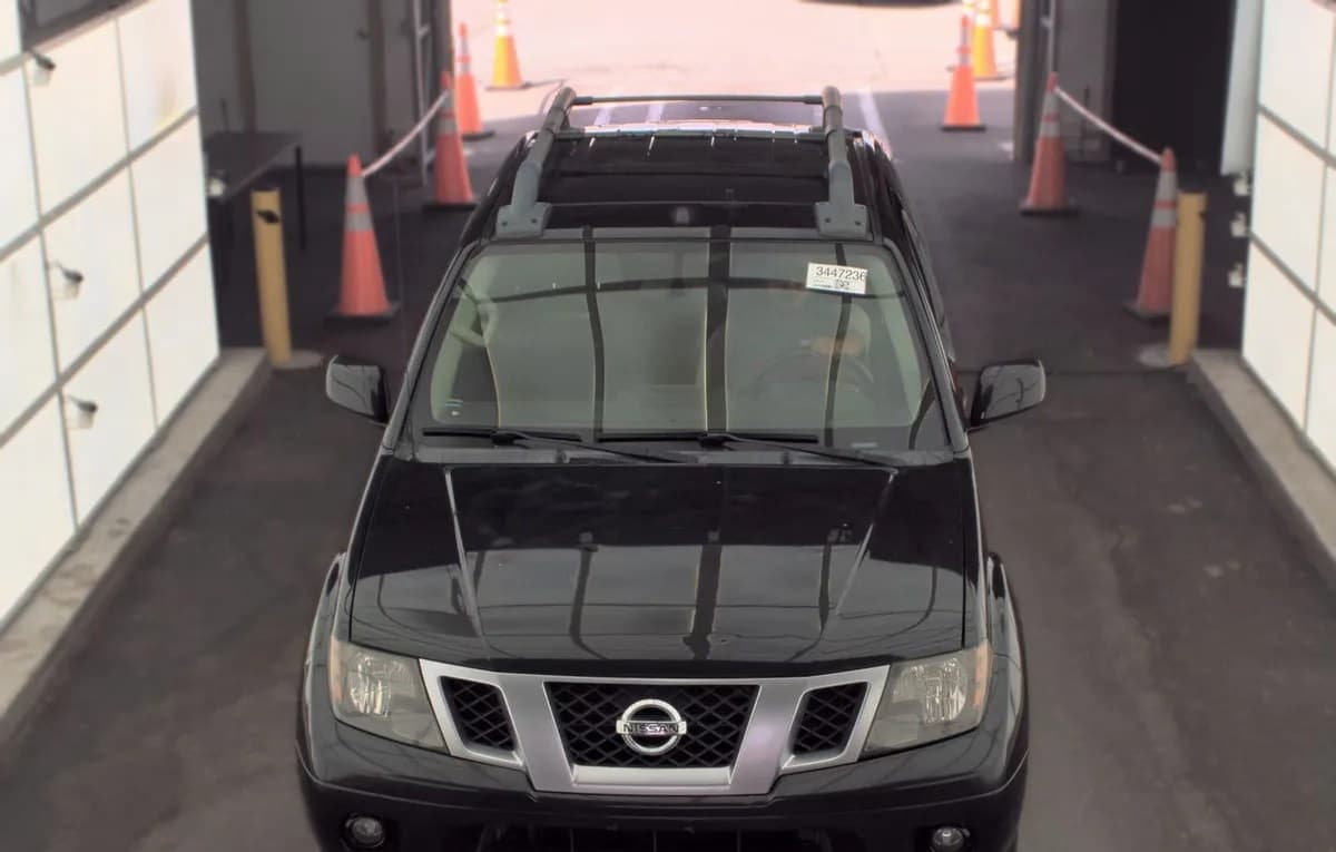2020 NISSAN FRONTIER PRO-4X CREW CAB MEDIUM BED 3