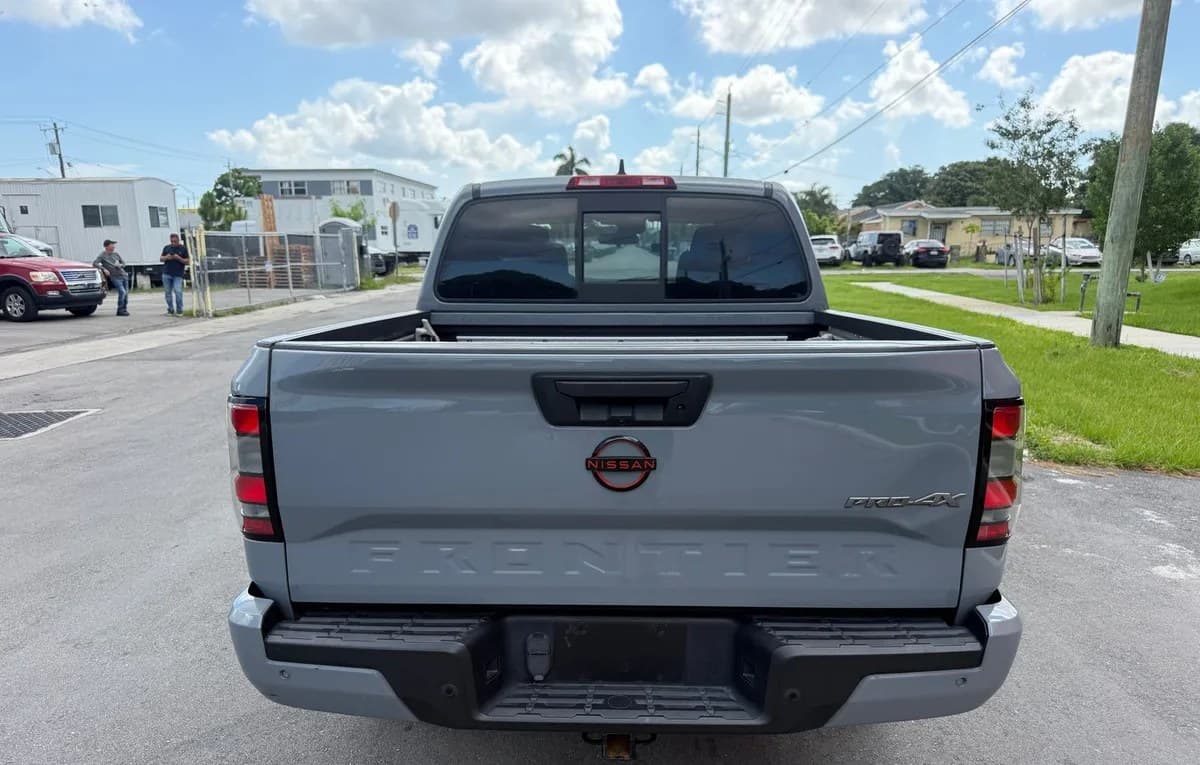 2022 NISSAN FRONTIER PRO-4X CREW CAB MEDIUM BED 4