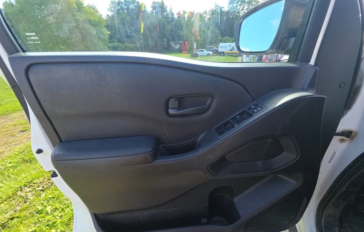 2023 NISSAN FRONTIER S CREW CAB MEDIUM BED 6