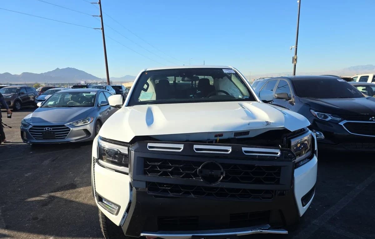 2027 NISSAN FRONTIER PRO-4X CREW CAB MEDIUM BED 3