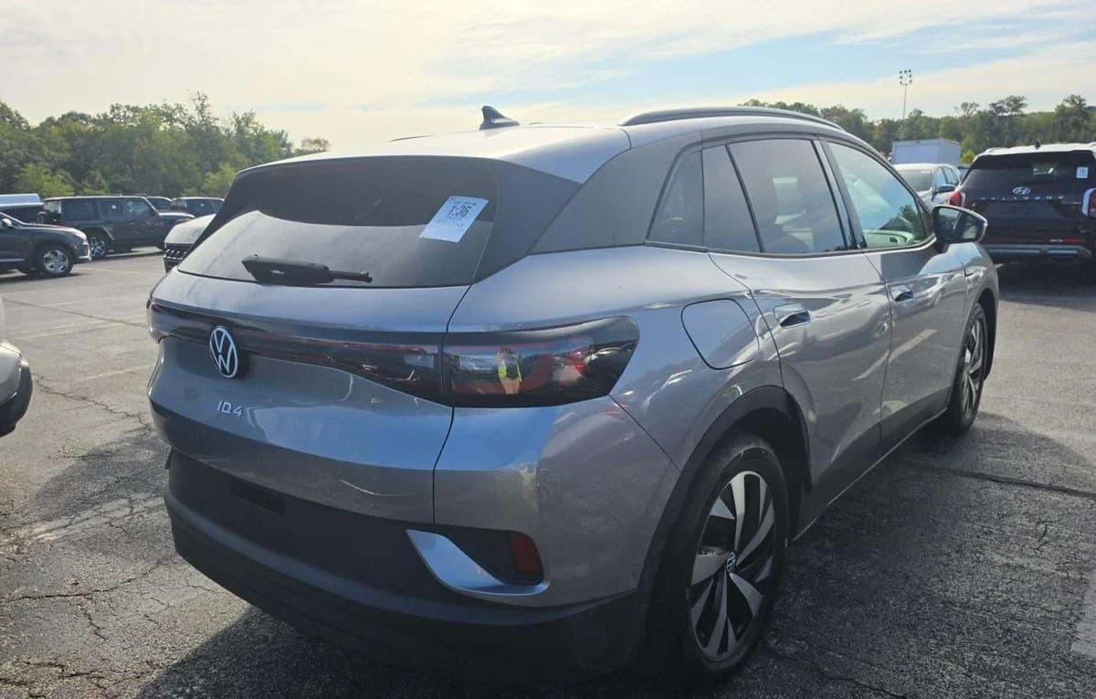 2023 VOLKSWAGEN ID.4 Pro 4