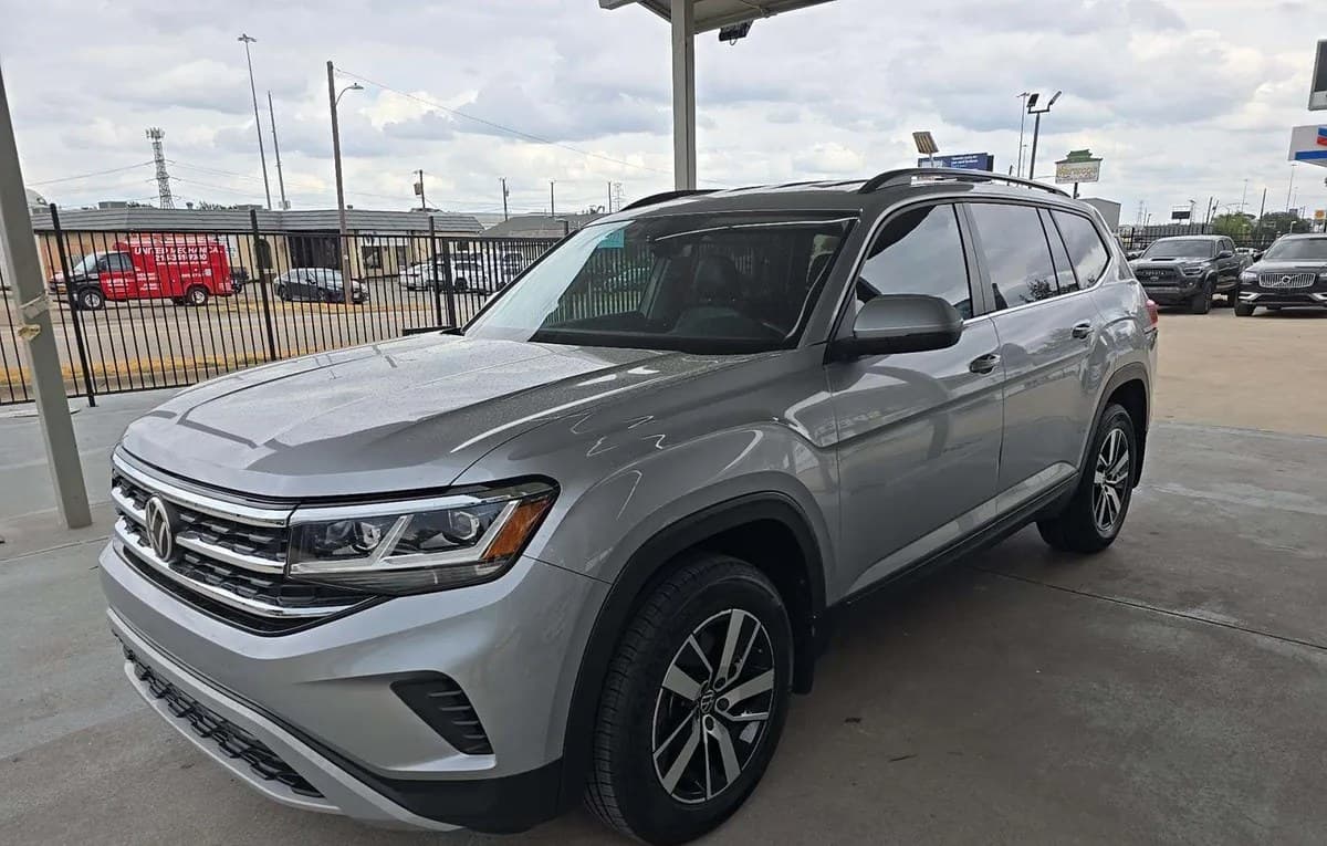 2022 VOLKSWAGEN ATLAS 2.0T SE 2