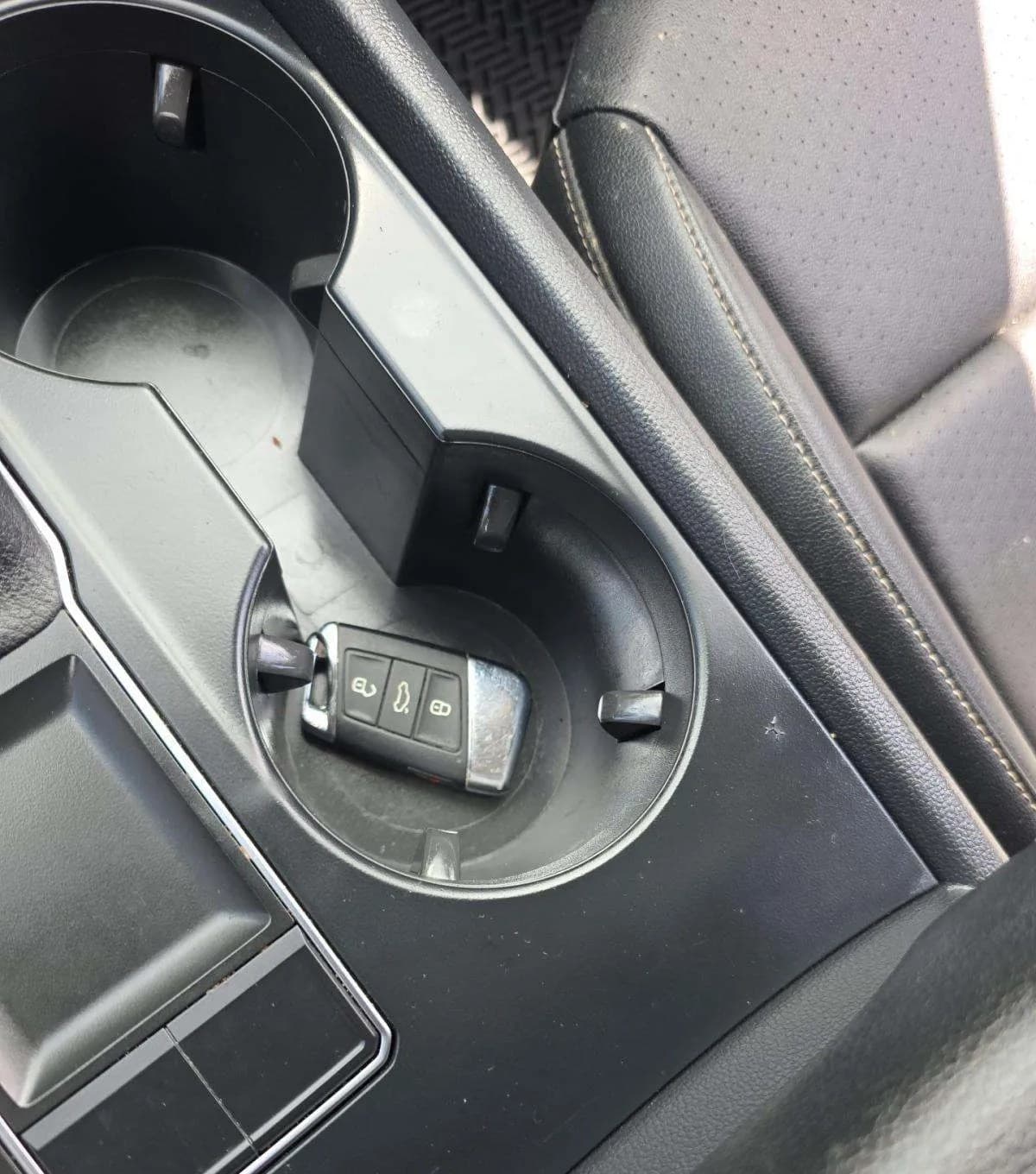 2022 VOLKSWAGEN ATLAS 2.0T SE 5