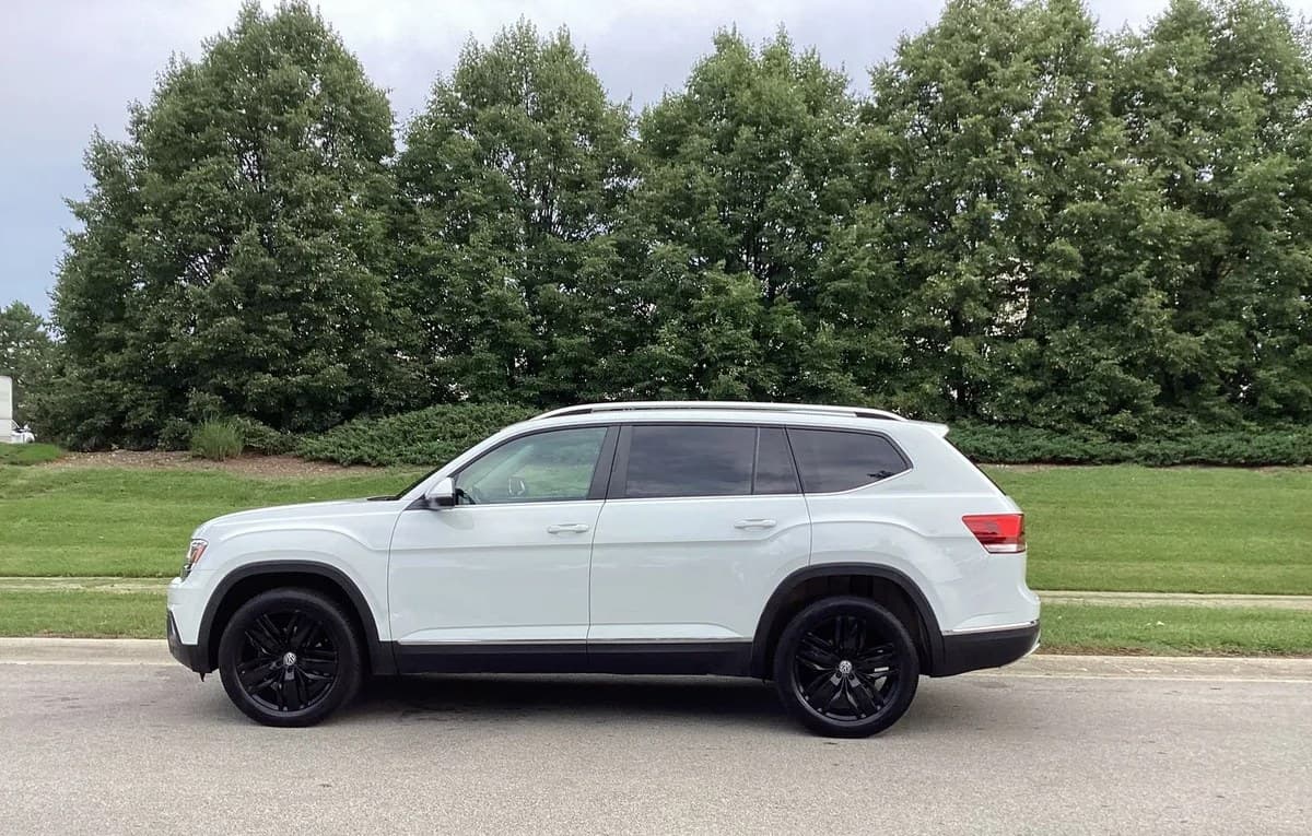 2018 VOLKSWAGEN ATLAS 2.0T SEL 4