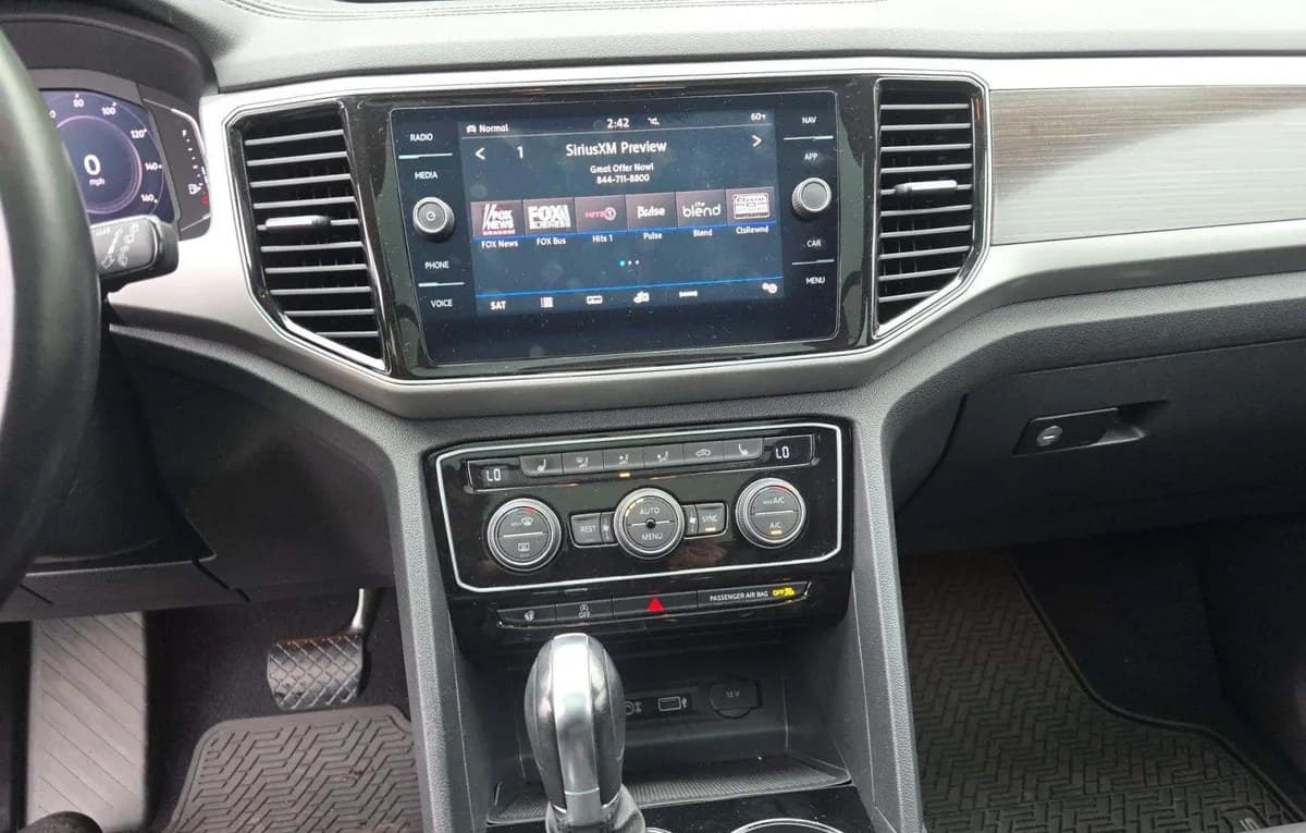 2019 VOLKSWAGEN ATLAS 3.6L SEL 7