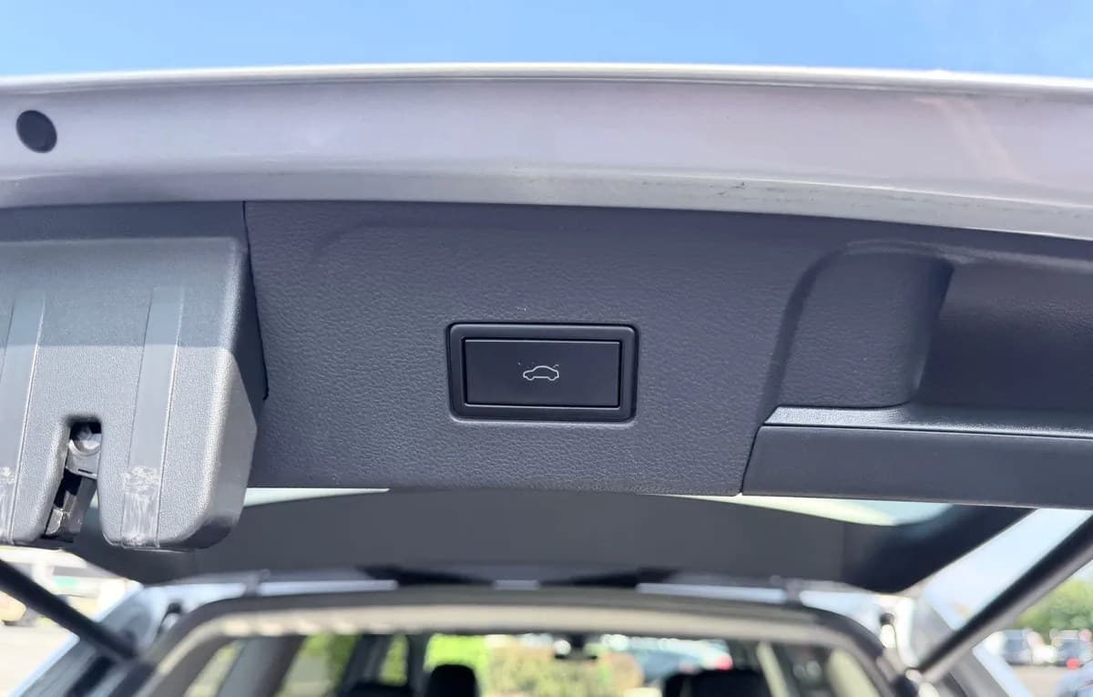 2019 VOLKSWAGEN ATLAS 3.6L SEL R-Line 5