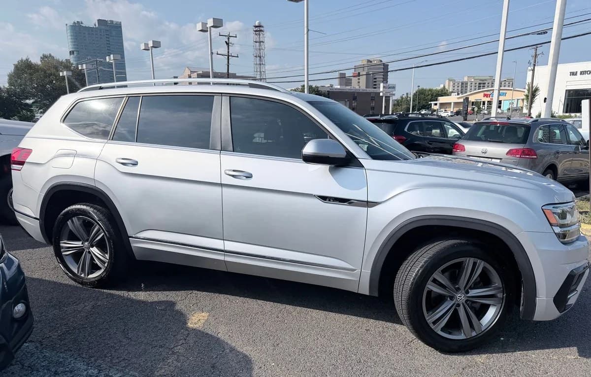 2019 VOLKSWAGEN ATLAS 3.6L SEL R-Line 7