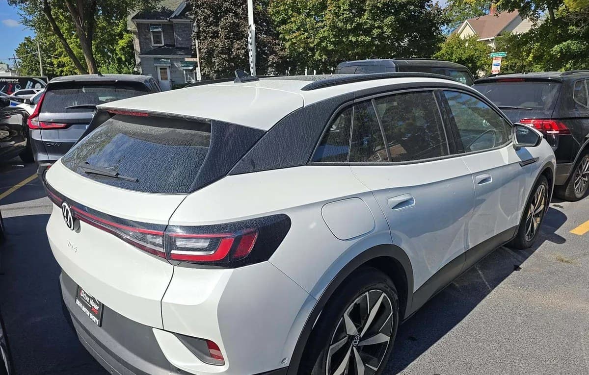 2023 VOLKSWAGEN ID.4 PRO S 4