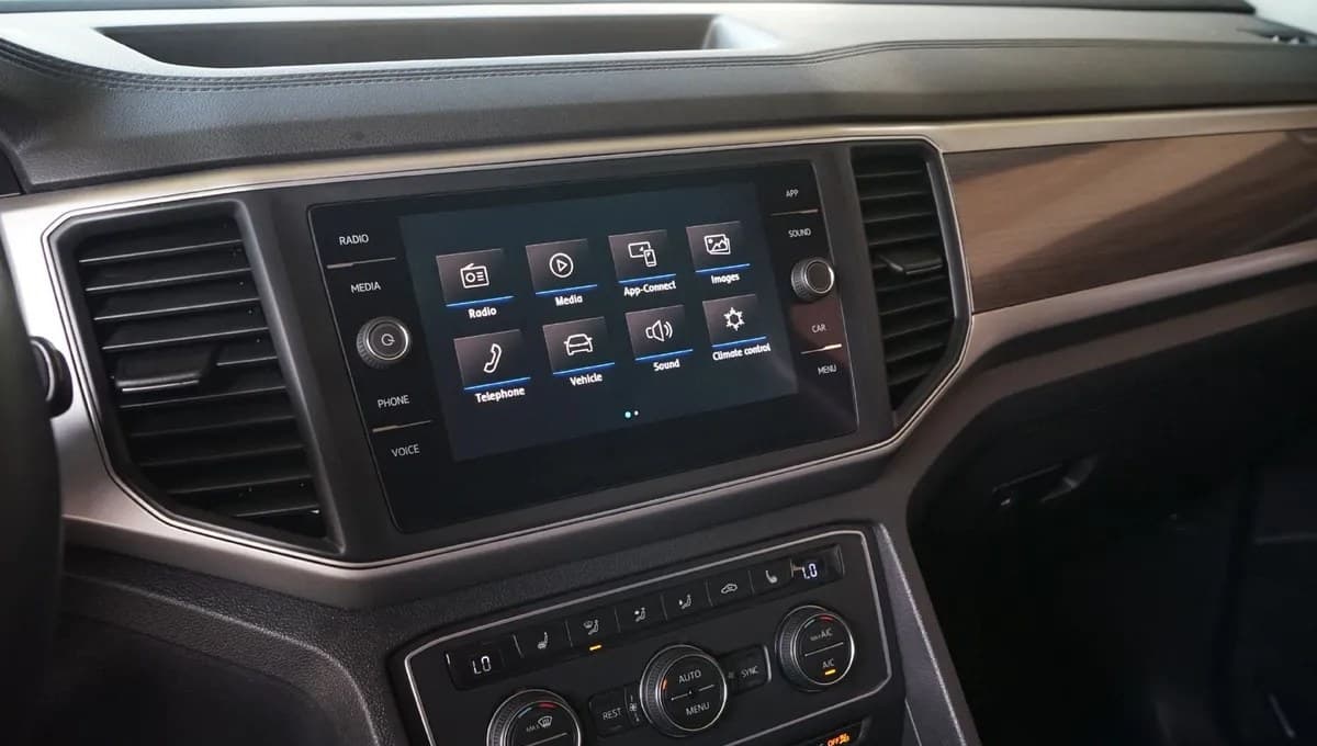 2019 VOLKSWAGEN ATLAS 3.6L SE 7