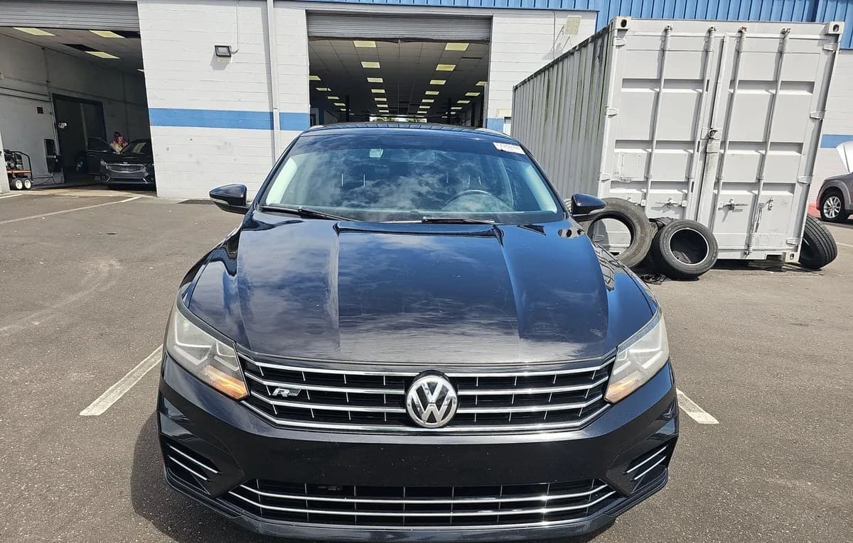 2018 VOLKSWAGEN PASSAT 2.0T S 2