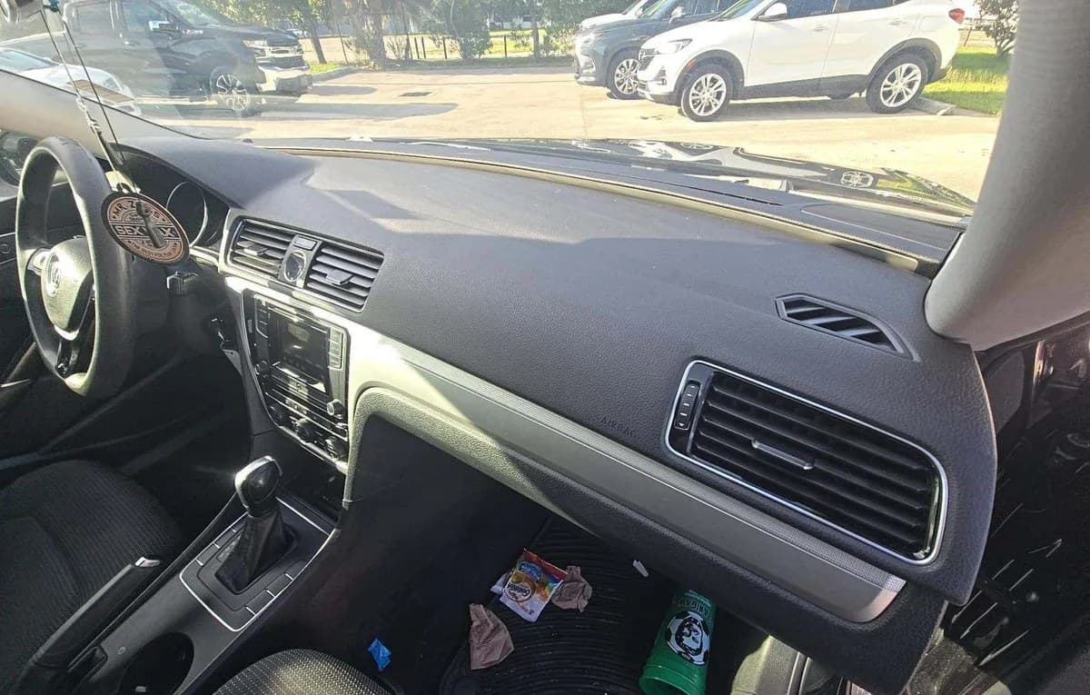 2017 VOLKSWAGEN PASSAT 1.8T S 4