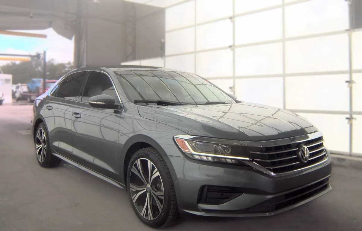 2020 VOLKSWAGEN PASSAT 2.0T SEL 4