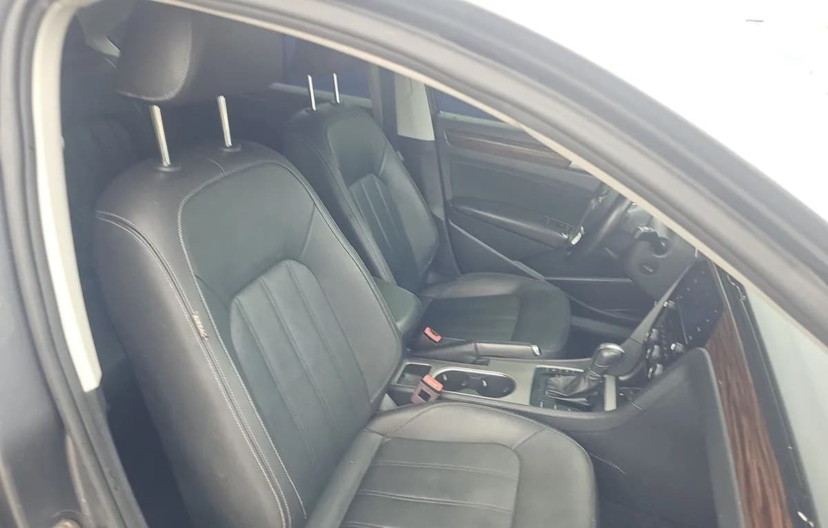 2020 VOLKSWAGEN PASSAT 2.0T SEL 5