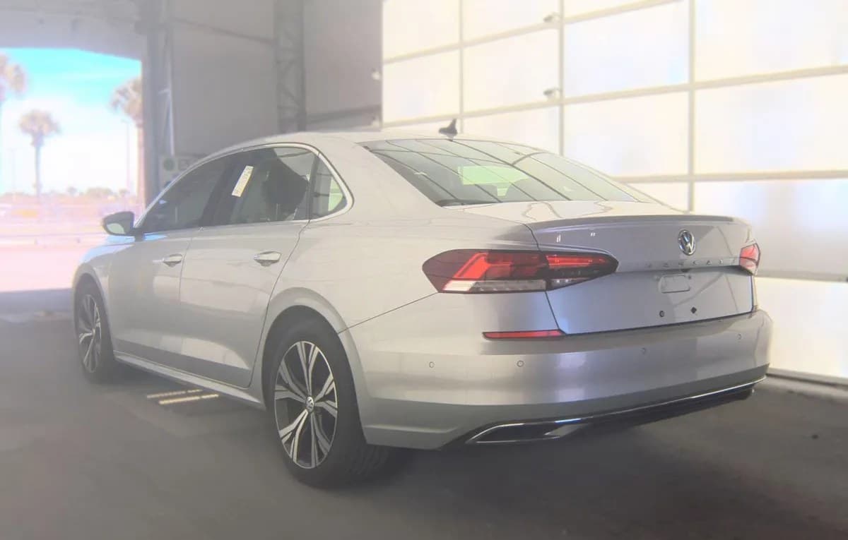 2020 VOLKSWAGEN PASSAT 2.0T SEL 5