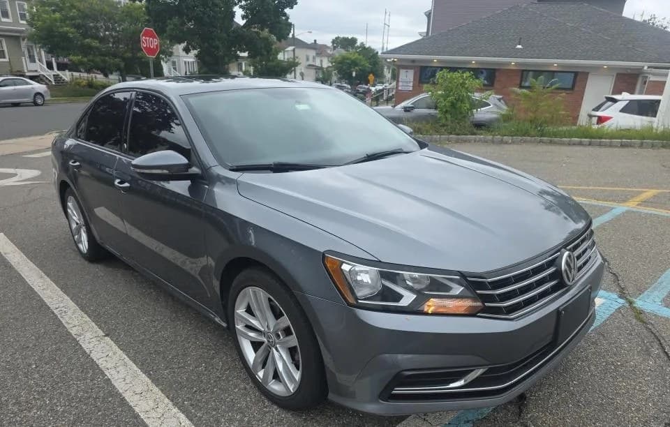 2019 VOLKSWAGEN PASSAT 2.0T WOLFSBURG Edition 3