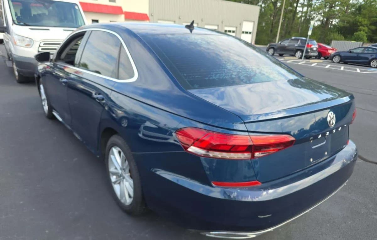 2020 VOLKSWAGEN PASSAT 2.0T SE 2