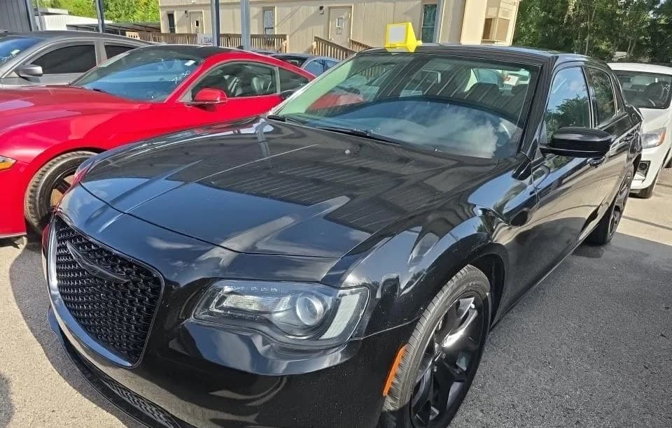 2022 CHRYSLER 300 Touring 2